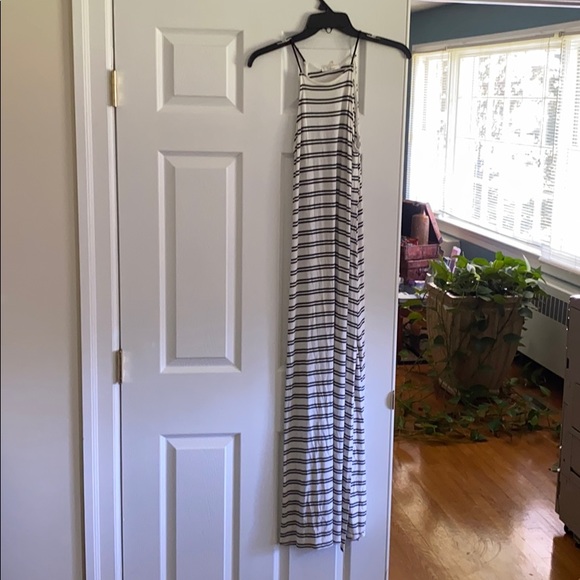 Like new Soprano maxi dress size XS - Picture 5 of 11